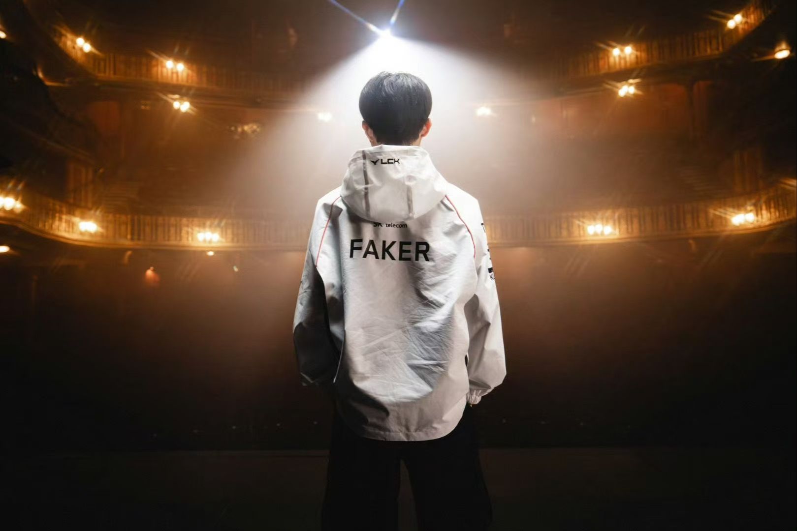 G2和 Spirit 在StarLadder布达佩斯Major 2025第三阶段以两场胜利结束了这一天