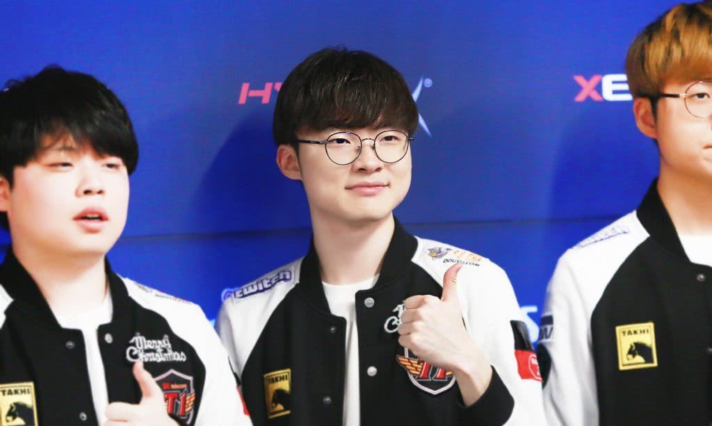 LPL战队时隔1087天再次在世界赛上战胜T1战队