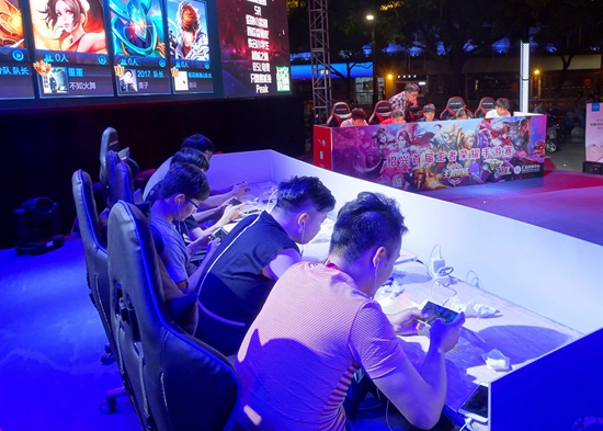 【数据前瞻】 LNG Esports vs Oh My God 双方下路能否为团队兜住底