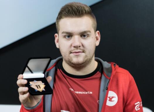 LOL手游官方宣布：亚洲赛区合并，取消非亚洲赛区和世界赛