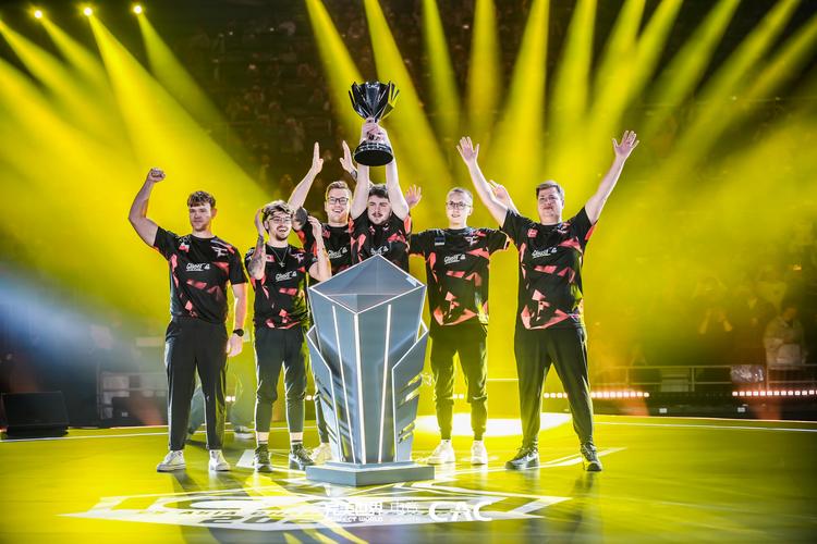 唯一申办国！官方：沙特正式提交2034世界杯申办文件